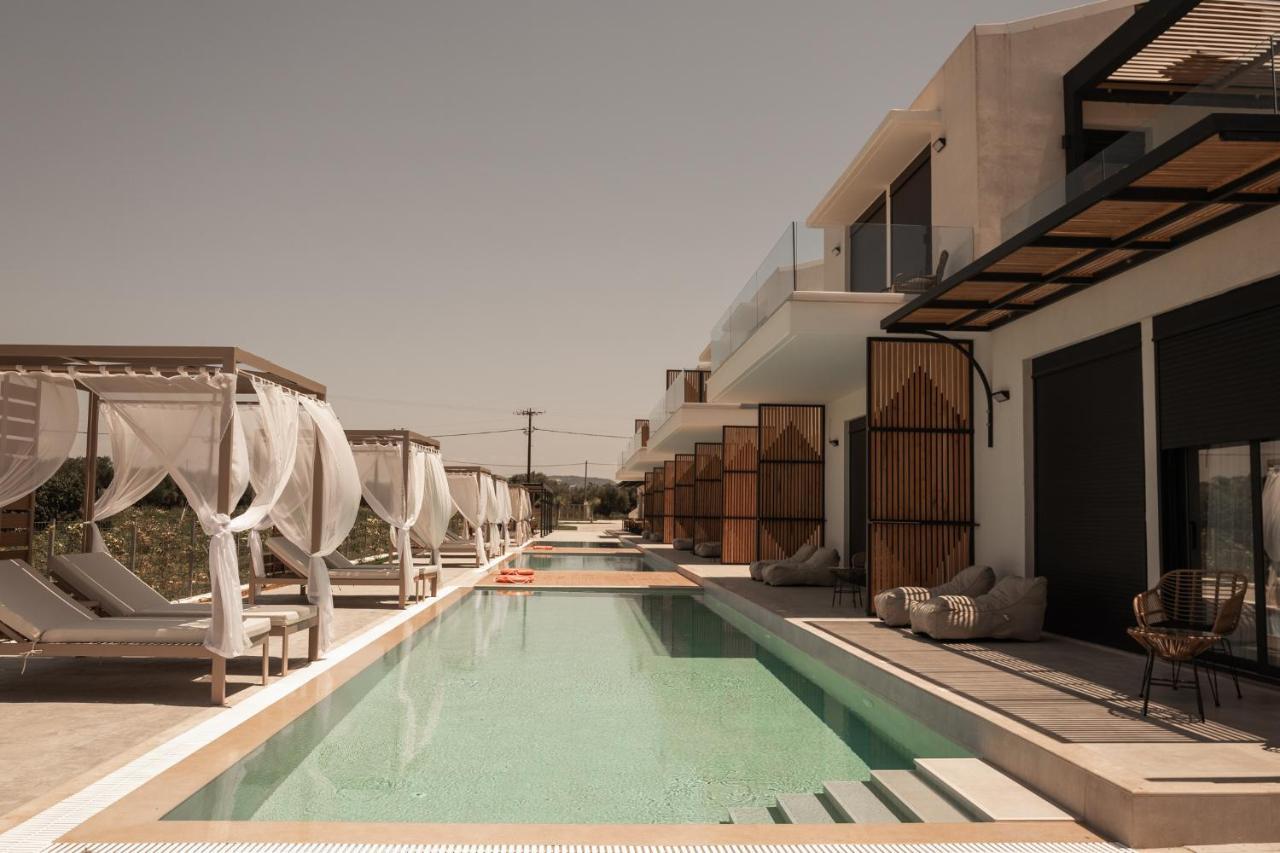 Salt Boutique Hotel Palouki Esterno foto