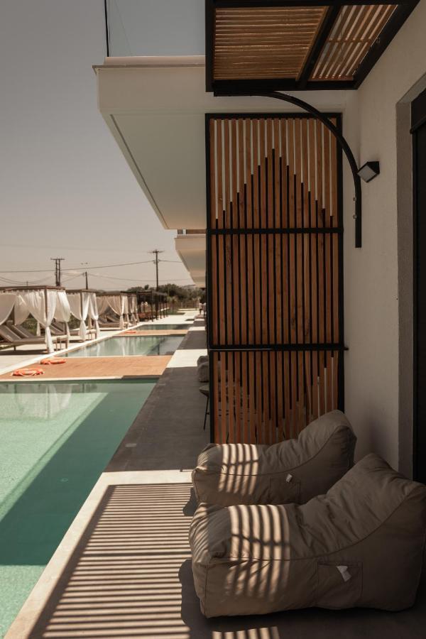 Salt Boutique Hotel Palouki Esterno foto