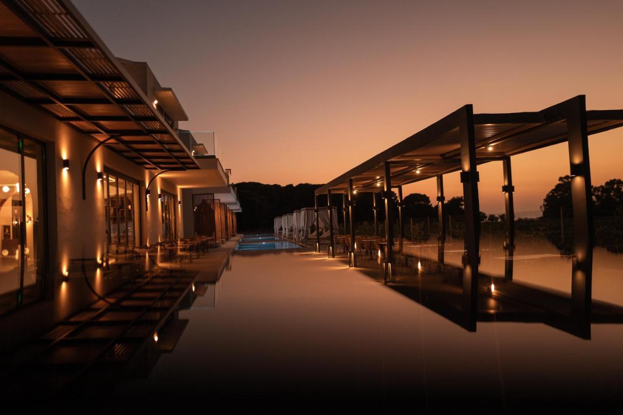 Salt Boutique Hotel Palouki Esterno foto